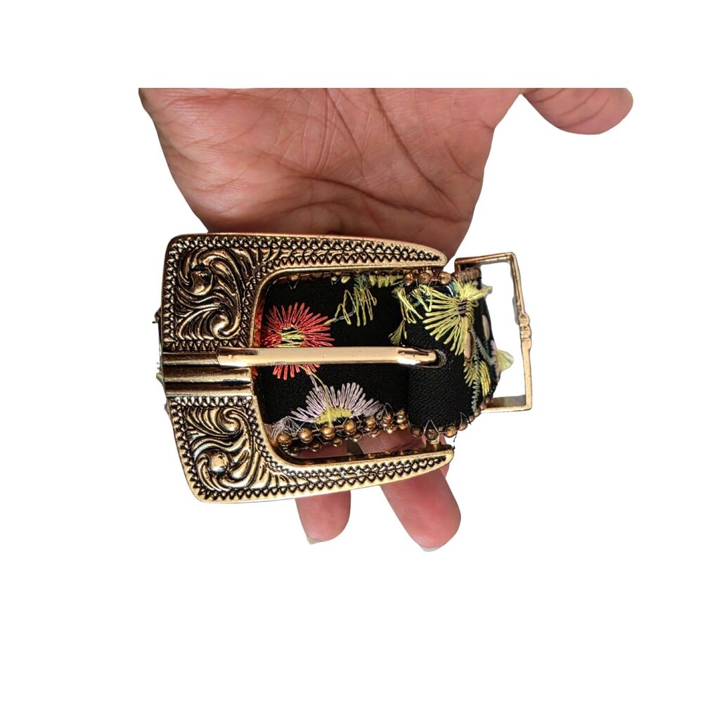 Embroidered Floral Western Belt Gold Engraved Buckle Boho Wildflower Black